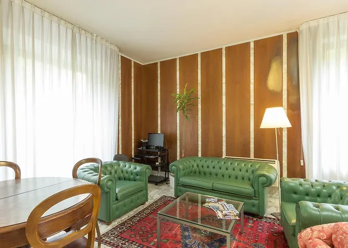 Hotel Top Vicino alla Stazione di Pisa