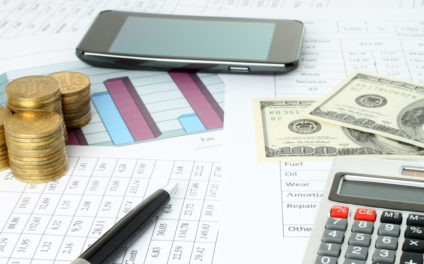 Grâce aux applications de finance prédictive et personnalisée, votre smartphone pourrait bientôt veiller sur vos dépenses et optimiser votre épargne.